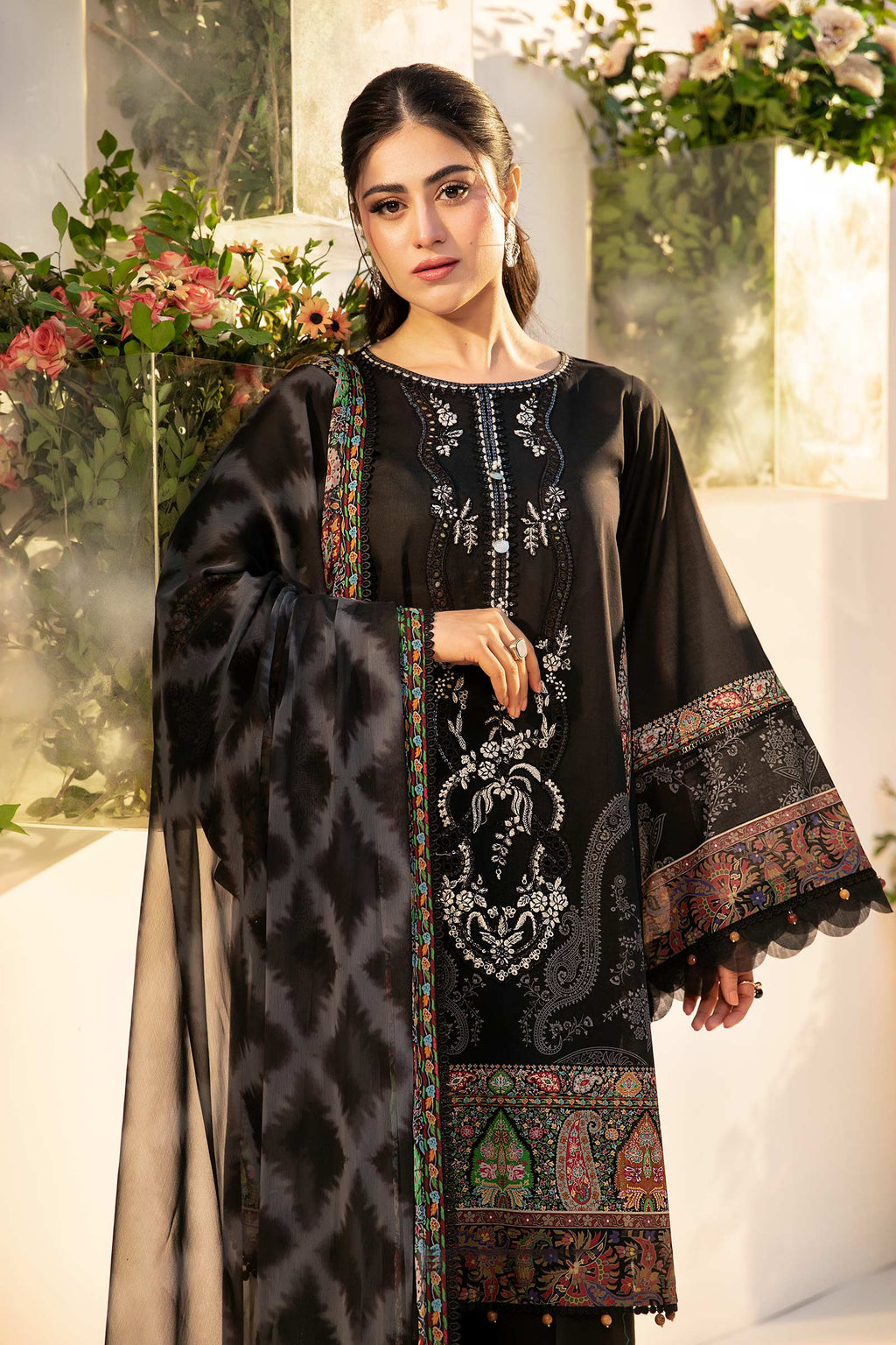 Maria B | M Basic Summer Lawn 25 | MB-CUS25-703A