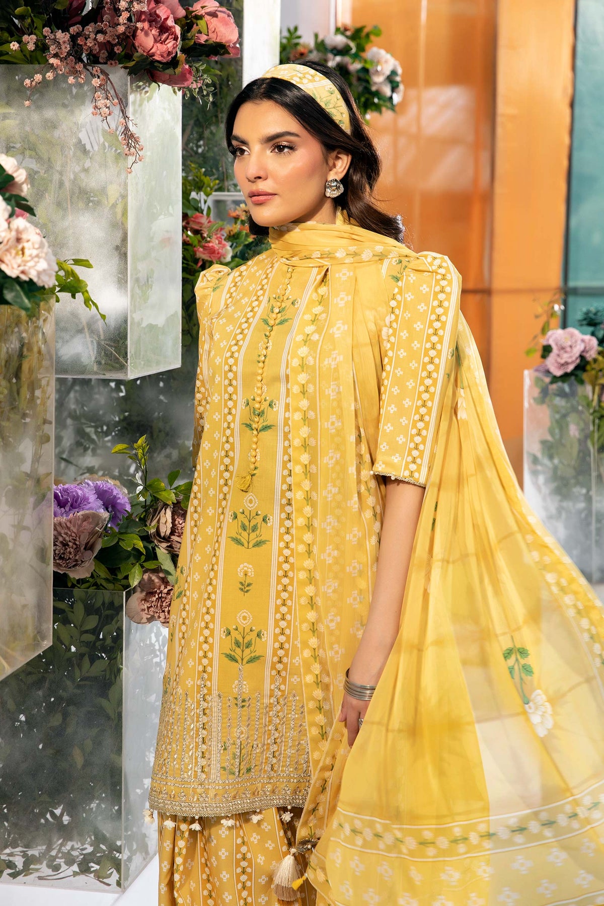 Maria B | M Basic Summer Lawn 25 | MB-CUS25-711A