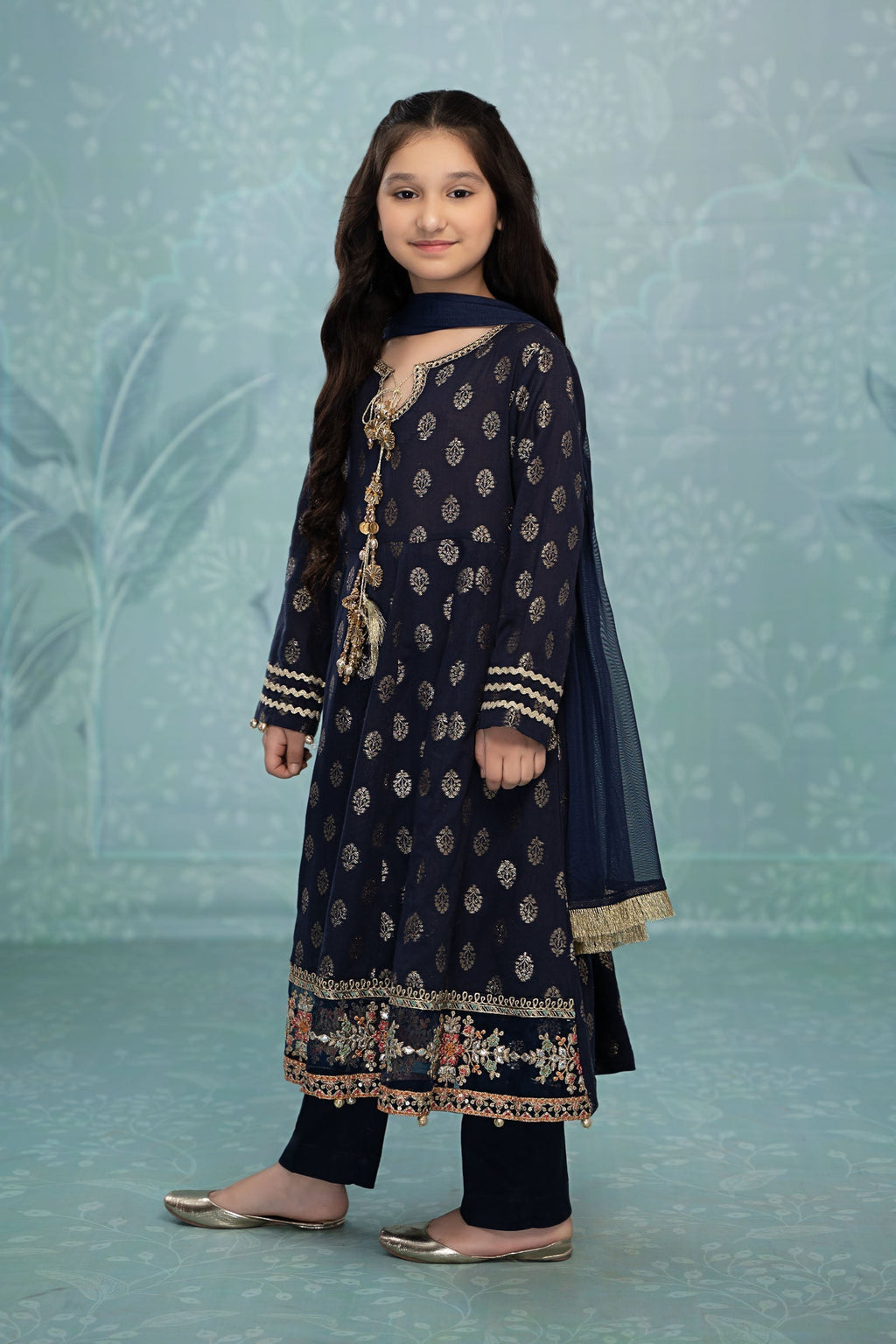 Maria B | 3 Piece Embroidered Suit | MKD-EF23-31R1 - Libasekhas