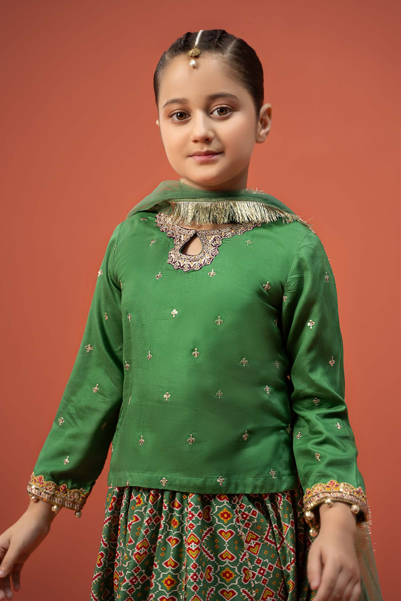 Maria B | 3 Piece Embroidered Linen Suit | MKD-W24-04 - Libasekhas