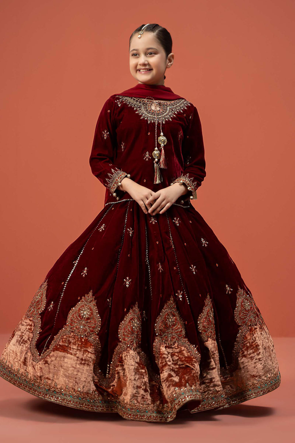 Maria B | 3 Piece Embroidered Velvet Suit | MKS-W24-14 - Libasekhas