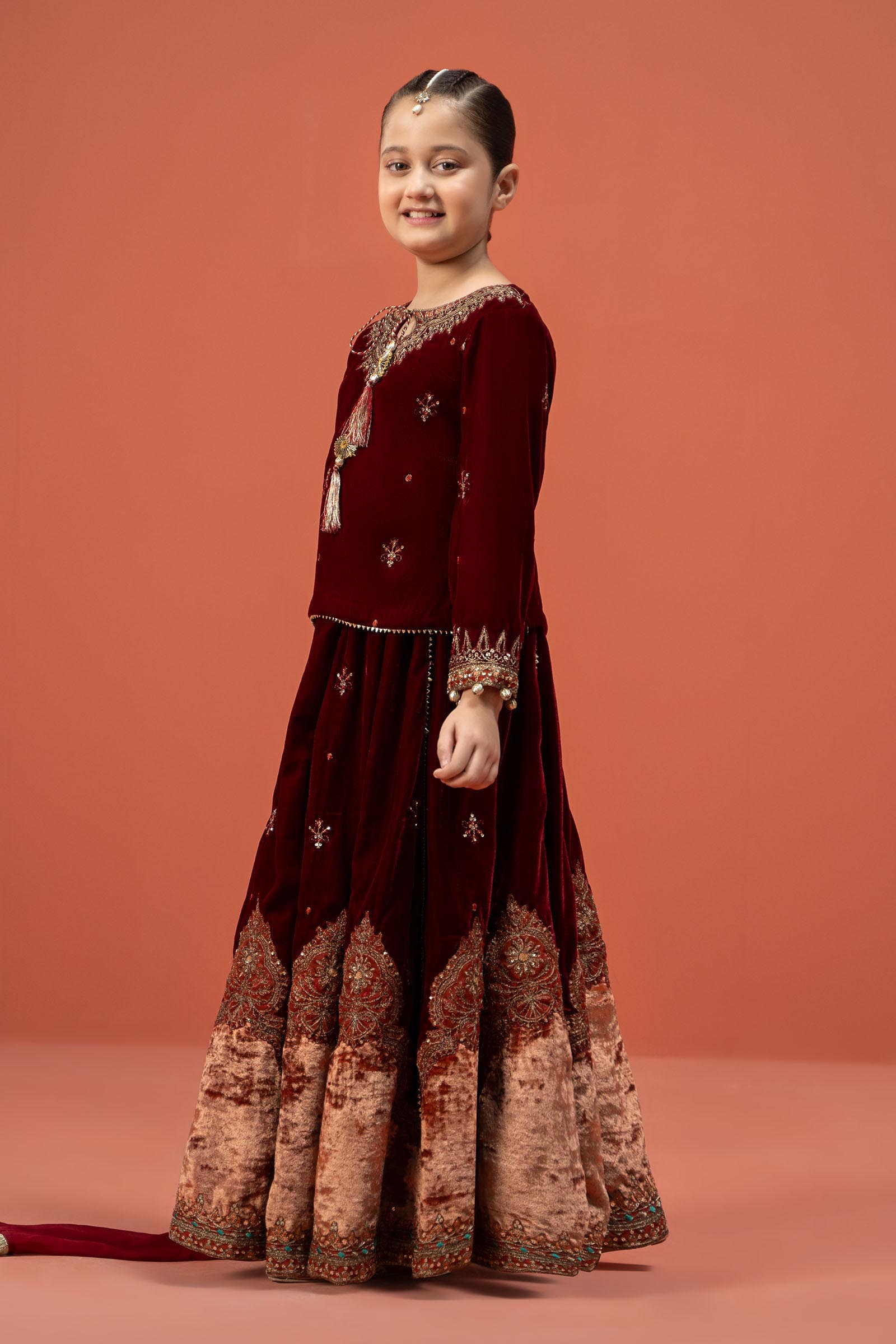 Maria B | 3 Piece Embroidered Velvet Suit | MKS-W24-14 - Libasekhas
