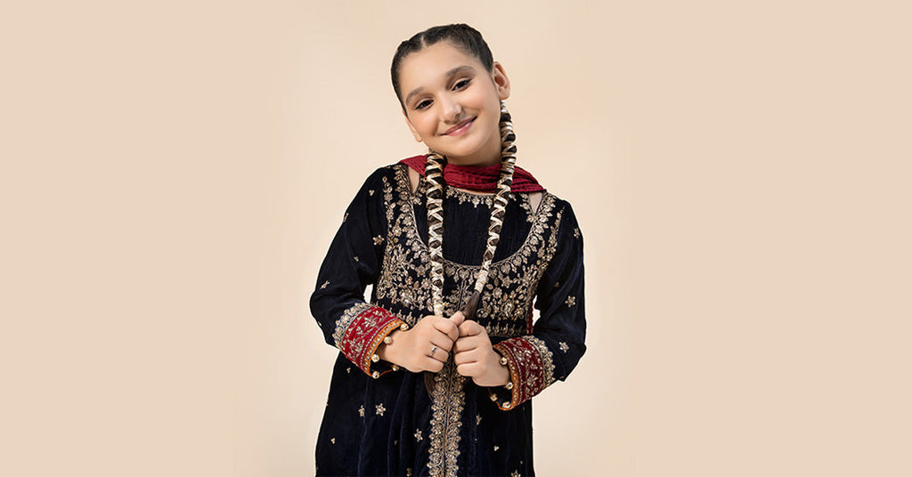 Maria B | 3 Piece Embroidered Velvet Suit | MKS-W24-17 - Libasekhas