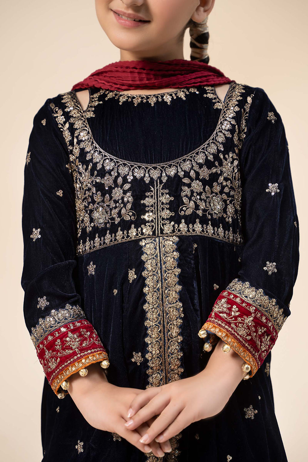 Maria B | 3 Piece Embroidered Velvet Suit | MKS-W24-17 - Libasekhas