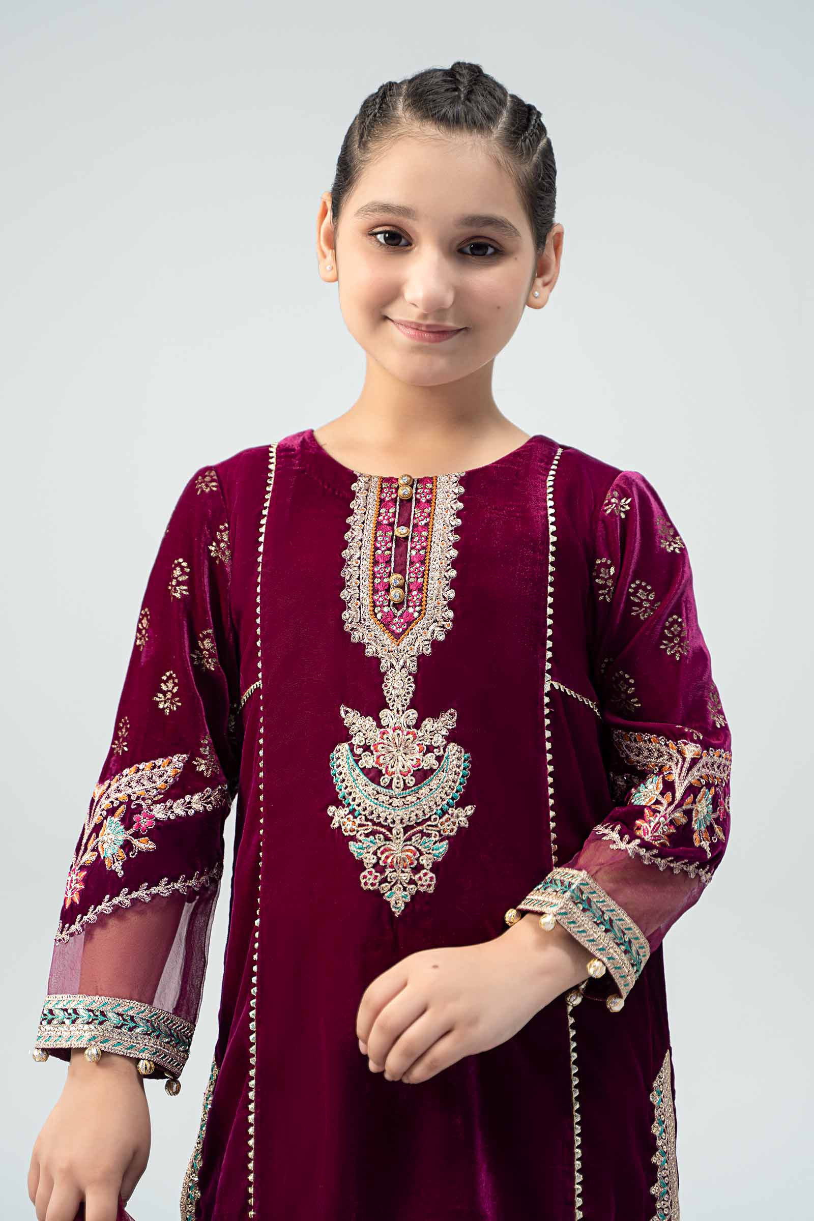 Maria B | 3 Piece Embroidered Velvet Suit | MKS-W24-32 - Libasekhas