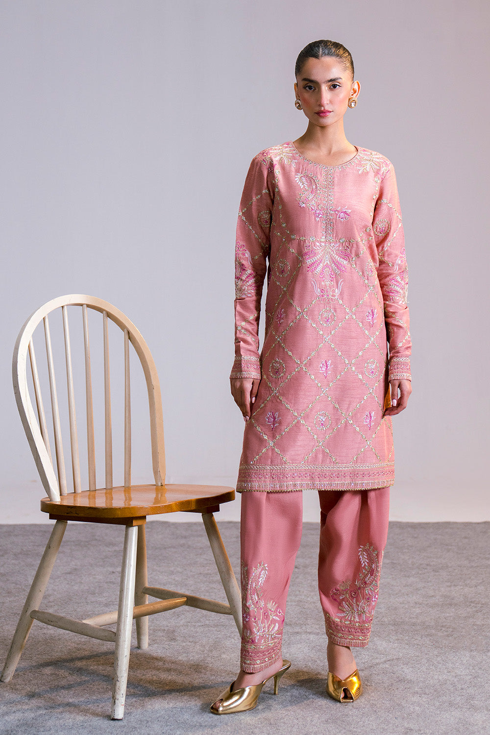 Maryum N Maria | MNM Luxe | NAOMI - Riwayat e Khas