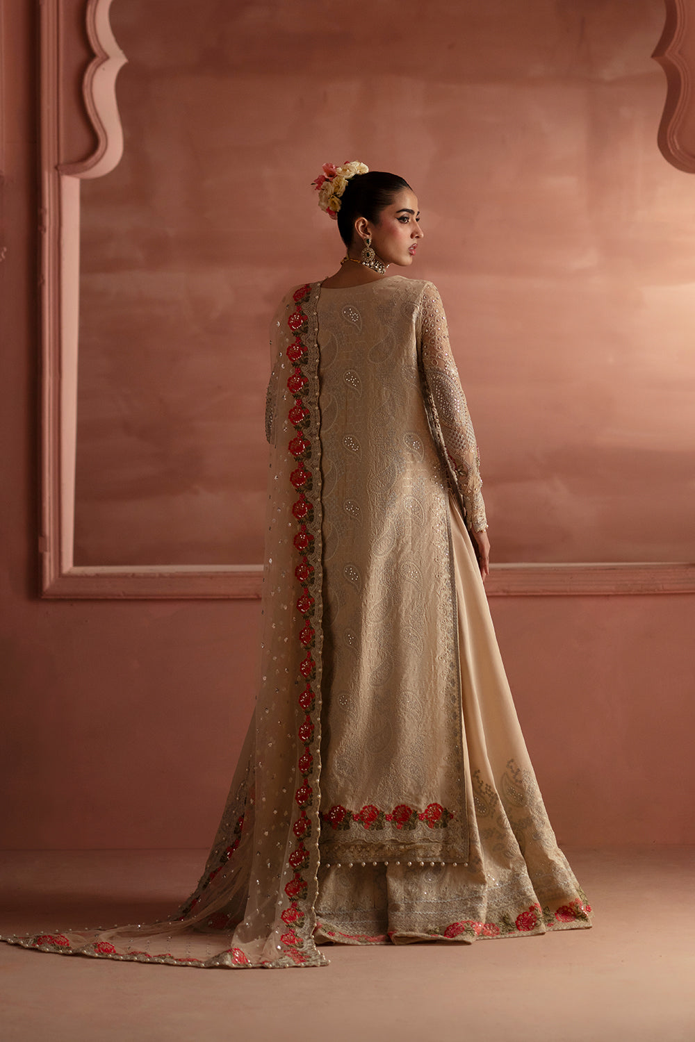 Maryum N Maria | Wedding Edit | ENGAGEMENT HUES - Riwayat e Khas