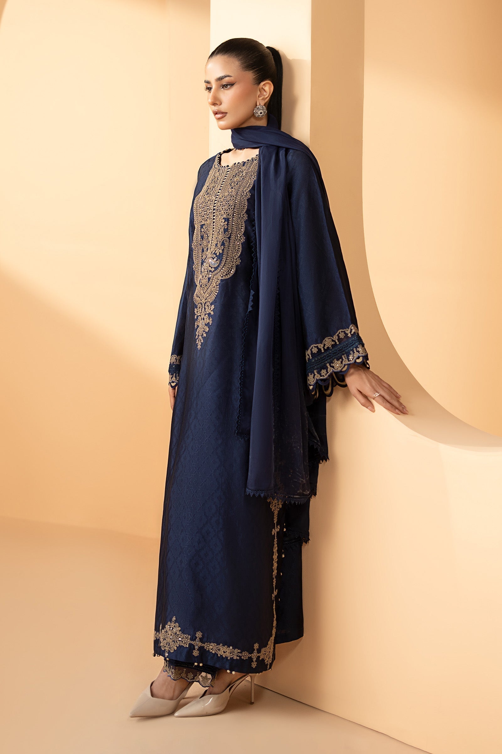 Maria B | Eid Collection 26 | 3 Piece Embroidered Self Tassel Silk Suit