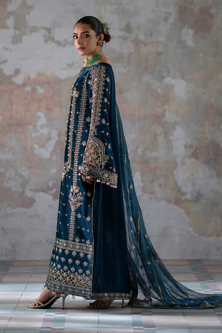 Emaan Adeel | Zarposh Velvet Collection | Meher