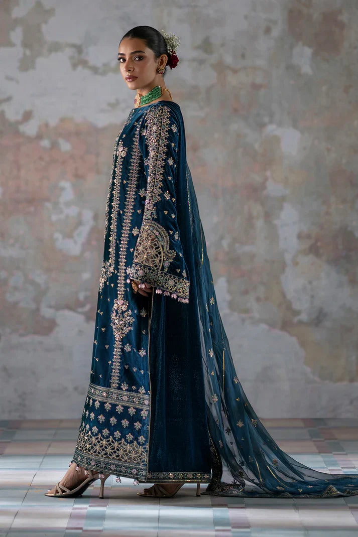 Emaan Adeel | Zarposh Velvet Collection | Meher