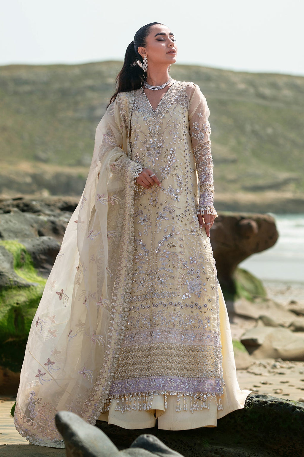 EMAAN ADEEL__ELLE