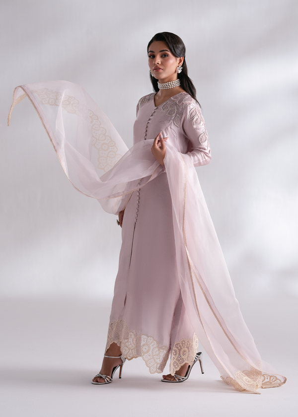 Mehak Yaqoob | Enchante The Luxe Edit | Fluorite
