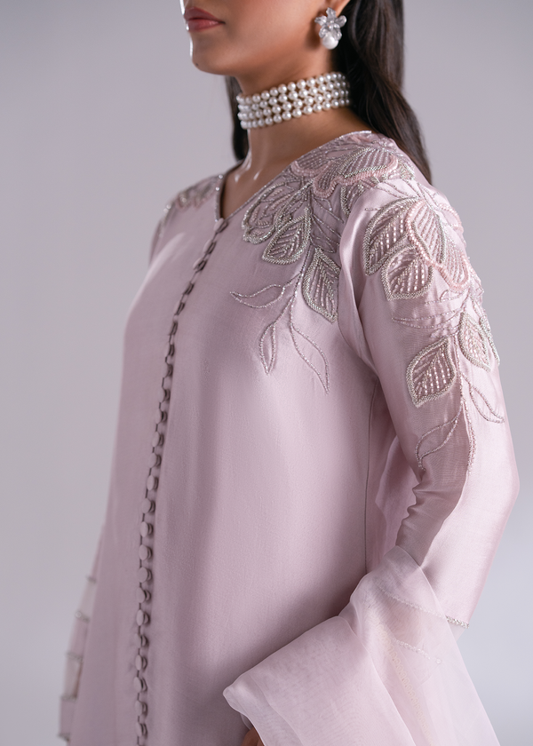 Mehak Yaqoob | Enchante The Luxe Edit | Fluorite