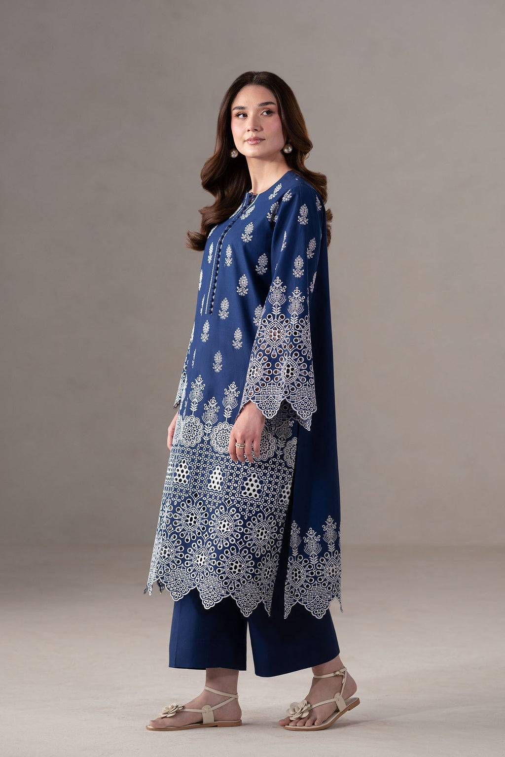 Akbar Aslam | Pret Lawn | Ovria