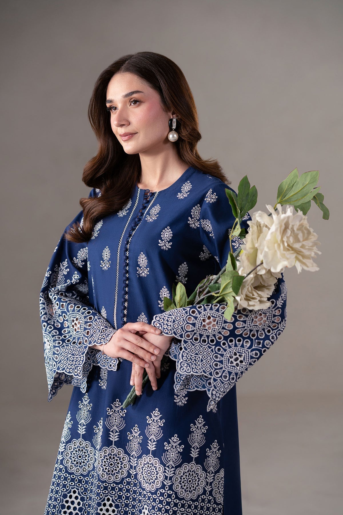 Akbar Aslam | Pret Lawn | Ovria