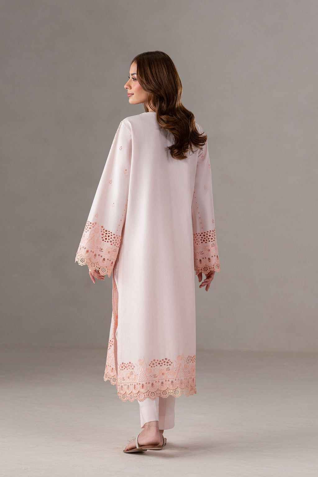 Akbar Aslam | Pret Lawn | Eloura