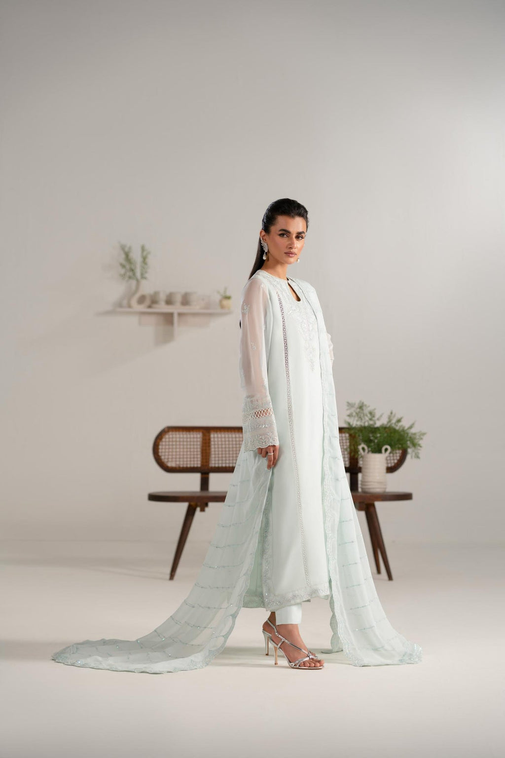 Akbar Aslam | Formal Pret | Parizah