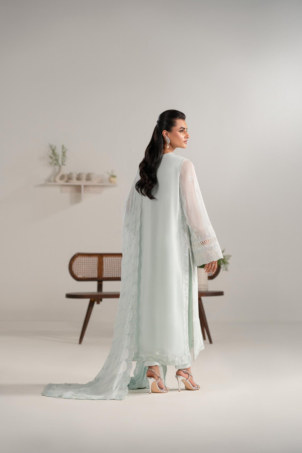 Akbar Aslam | Formal Pret | Parizah