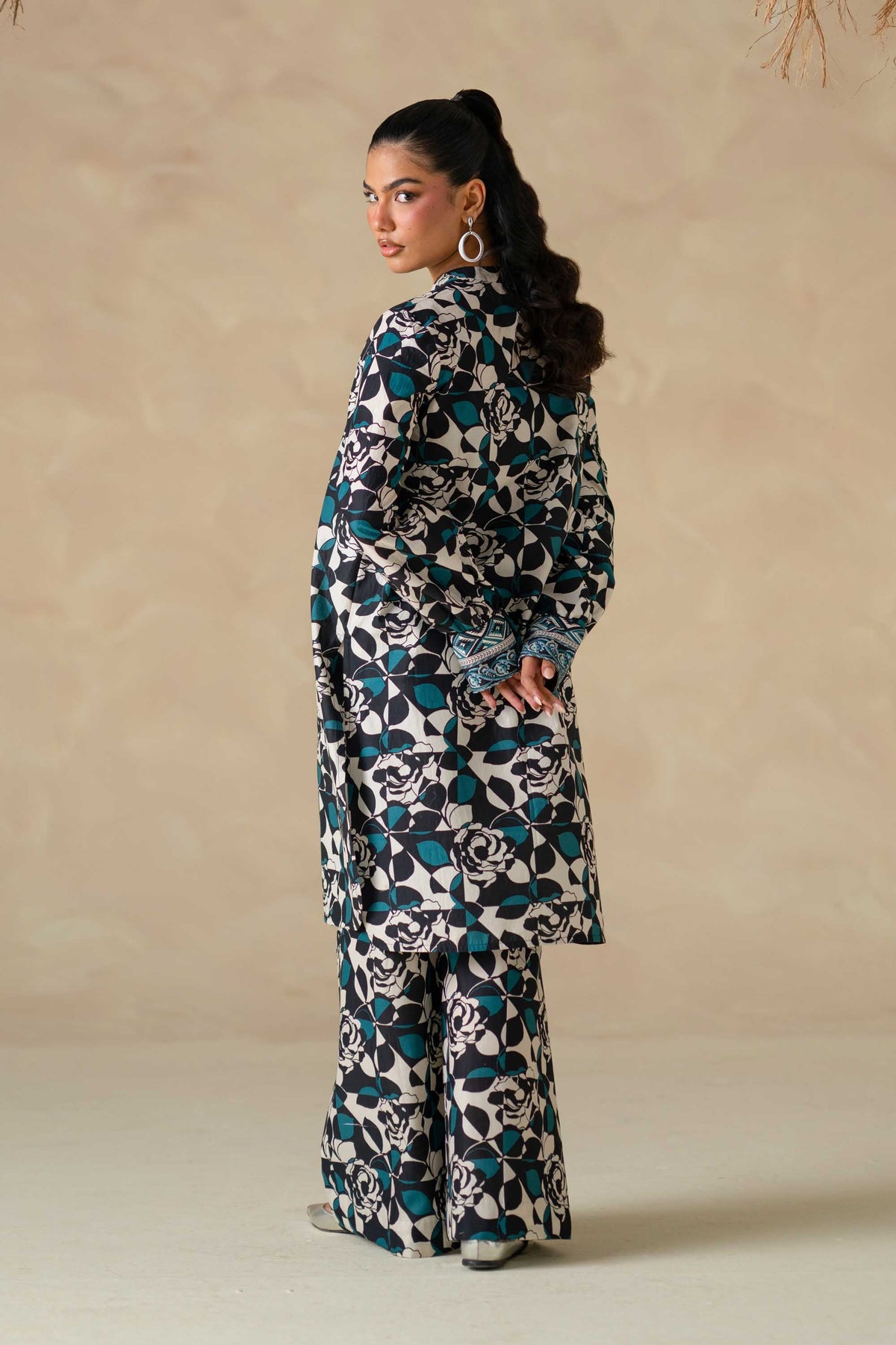 Akbar Aslam | Digital Print Lawn | Zuno