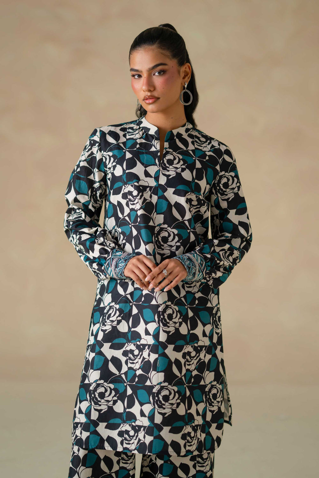 Akbar Aslam | Digital Print Lawn | Zuno