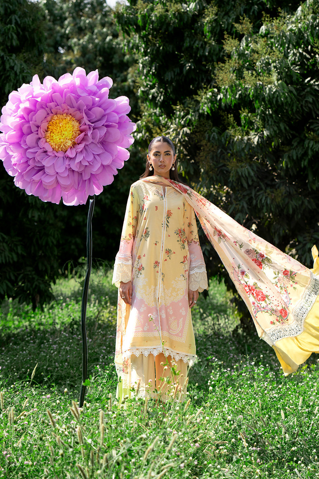 Sardinia | Cocktail Luxury Lawn | DAISY - Riwayat-e-Khas