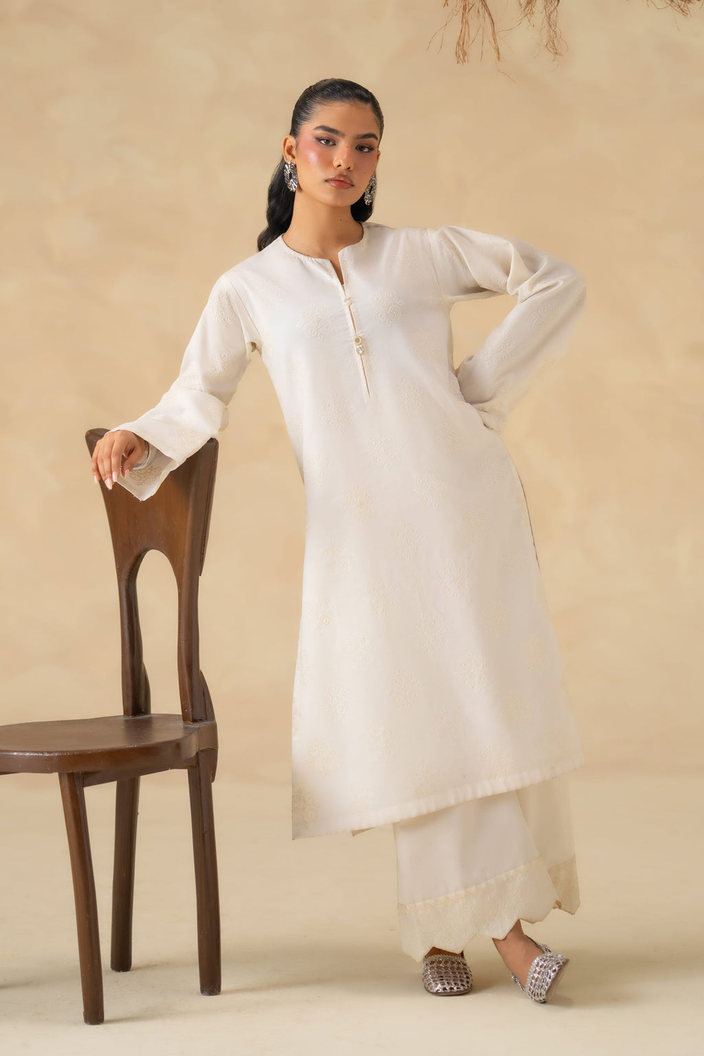 Akbar Aslam | Pret Lawn | Eden