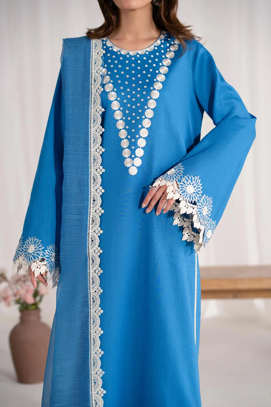 Akbar Aslam | Pret Lawn | Serenade