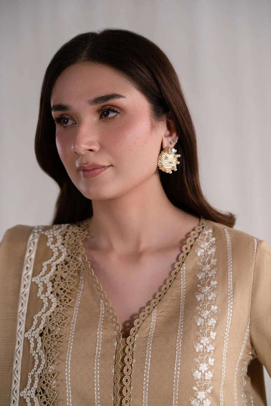 Akbar Aslam | Pret Lawn | Elaria
