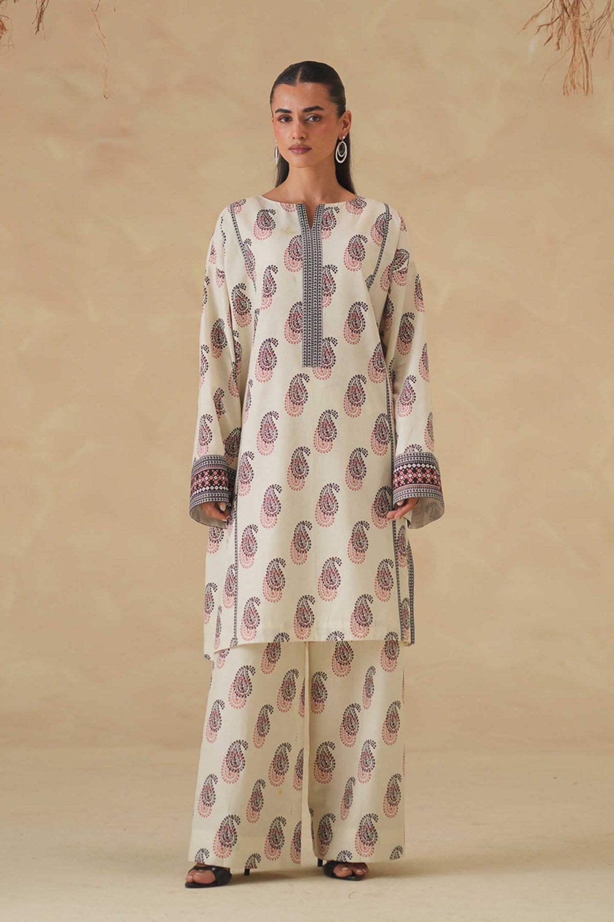 Akbar Aslam | Digital Print Lawn | Varo
