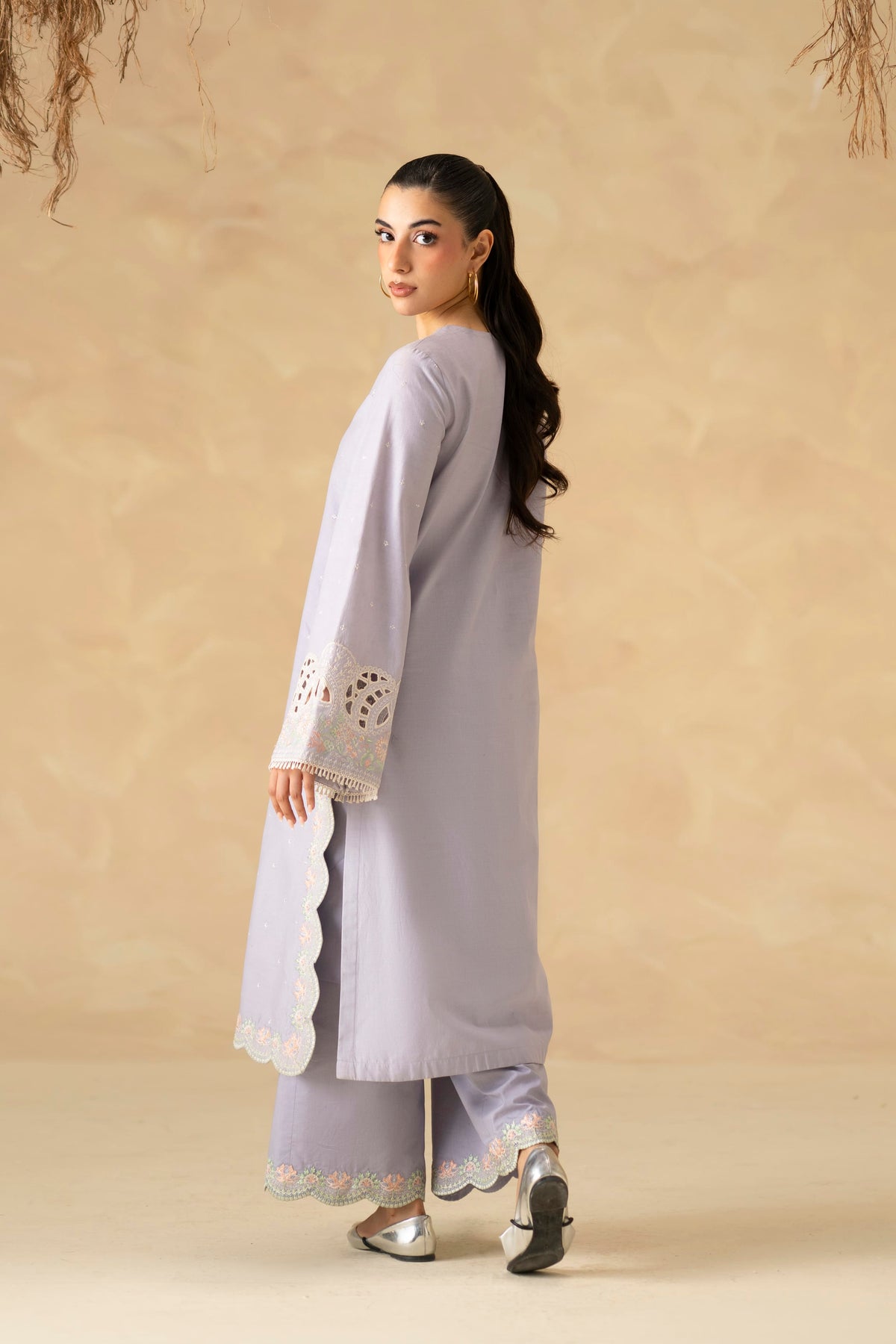 Akbar Aslam | Pret Lawn | Irha