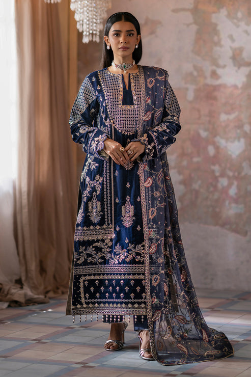 Emaan Adeel | Zarposh Velvet 25 | Roshni