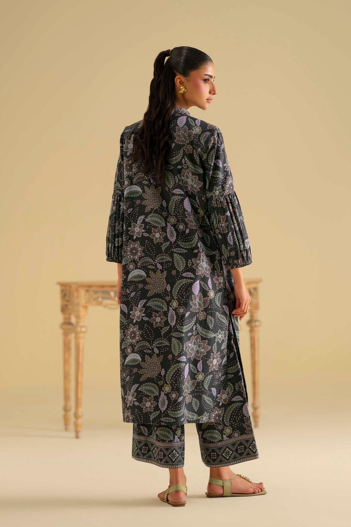 Akbar Aslam | Digital Print Lawn | Mivah