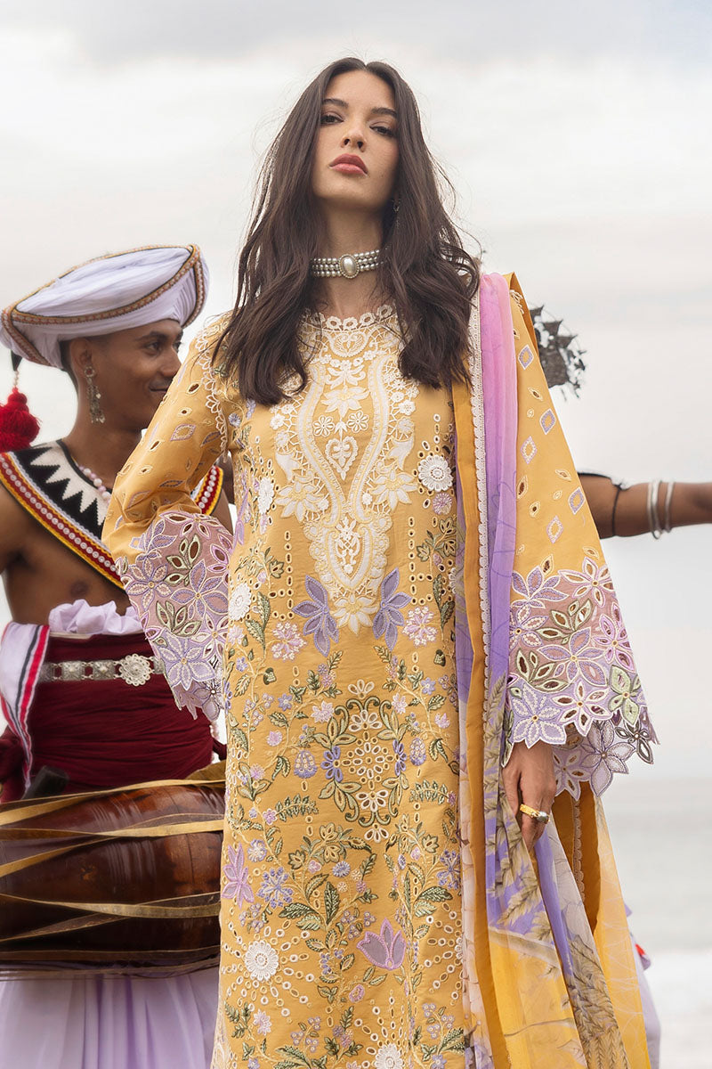 Mushq | Manaram Luxury Lawn 25 | Gold Glow