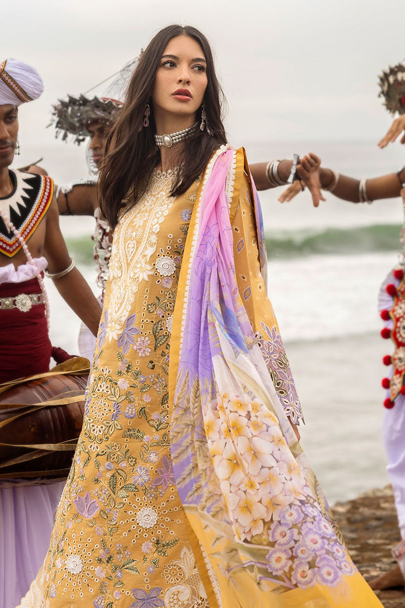 Mushq | Manaram Luxury Lawn 25 | Gold Glow