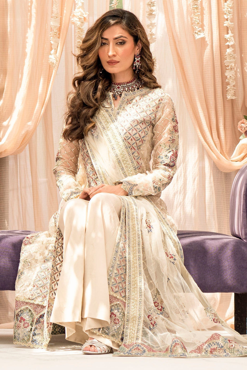 Motifz-4117-AMAYA EMBROIDERED ORGANZA - Riwayat-e-khas
