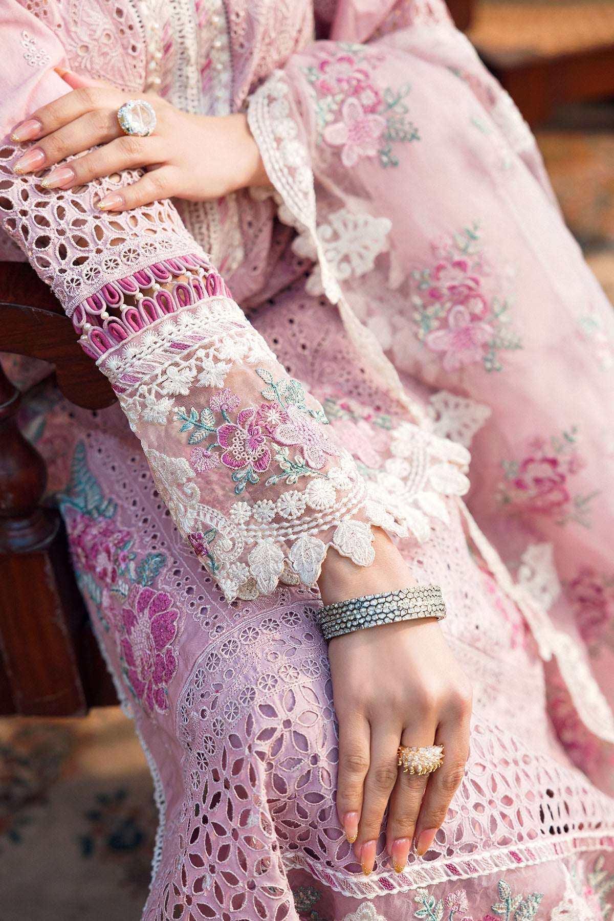 Motifz | Premium Lawn 24 | 4433-PAKEEZA