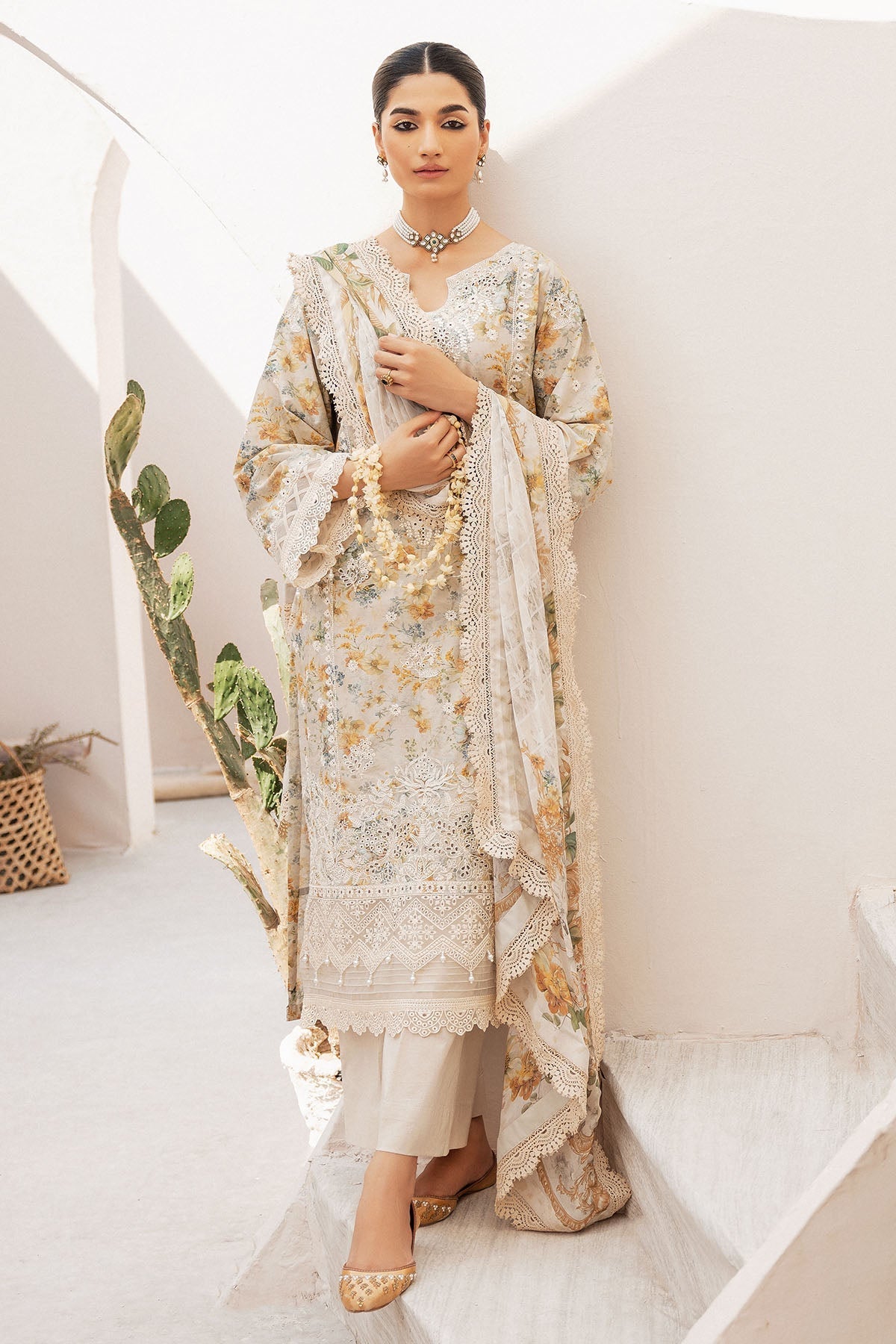 Motifz | Amal Lawn | 4721-ZEINA