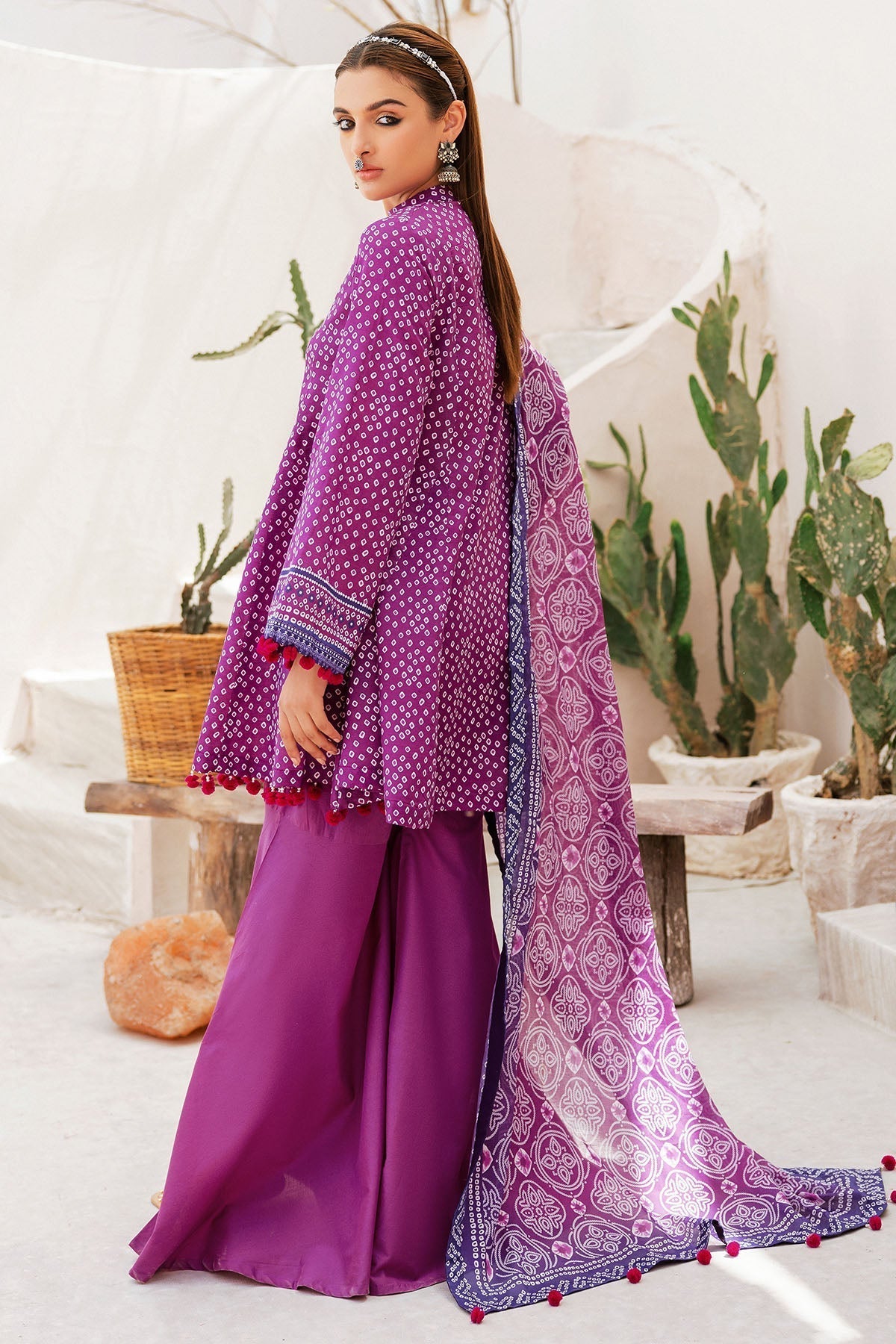 Motifz | Rang Lawn | 4737-HENZA