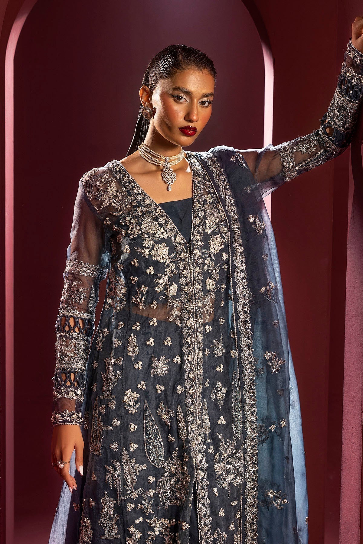 Motifz | Luxury Wedding Formals | 4931-YASNA