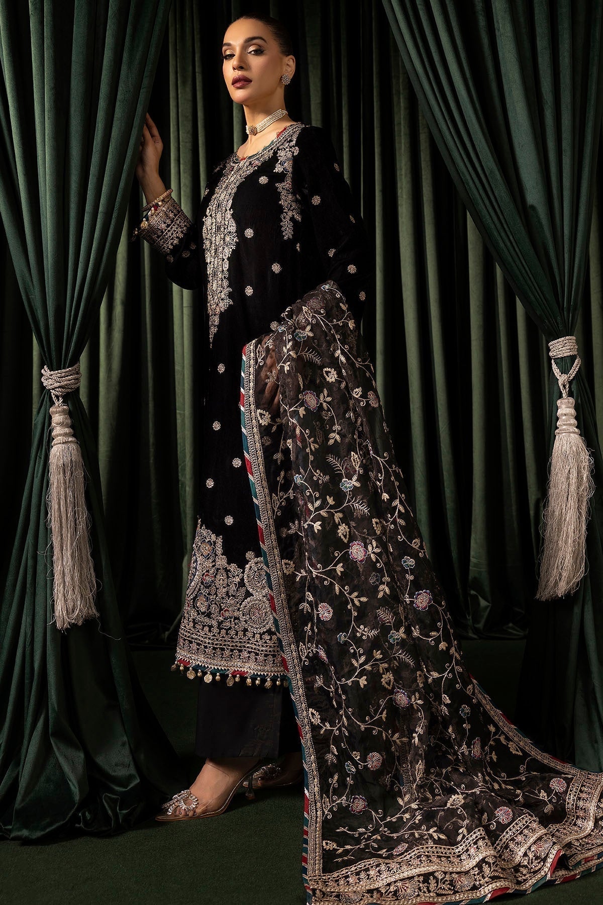 Motifz | Velvet Formals | 5098-FARZEEN