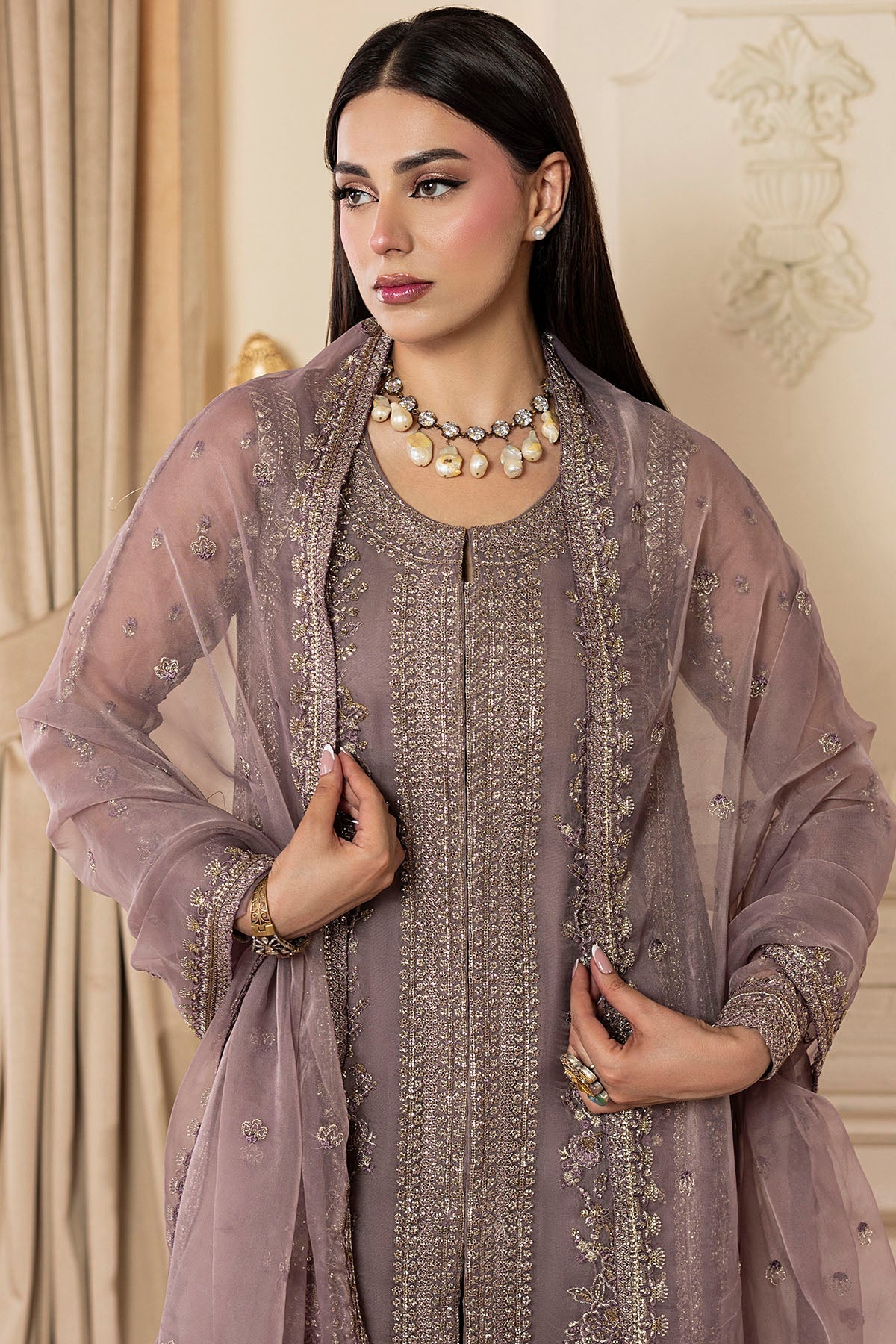 Motifz | Luxury Formals | 5138-OLEA