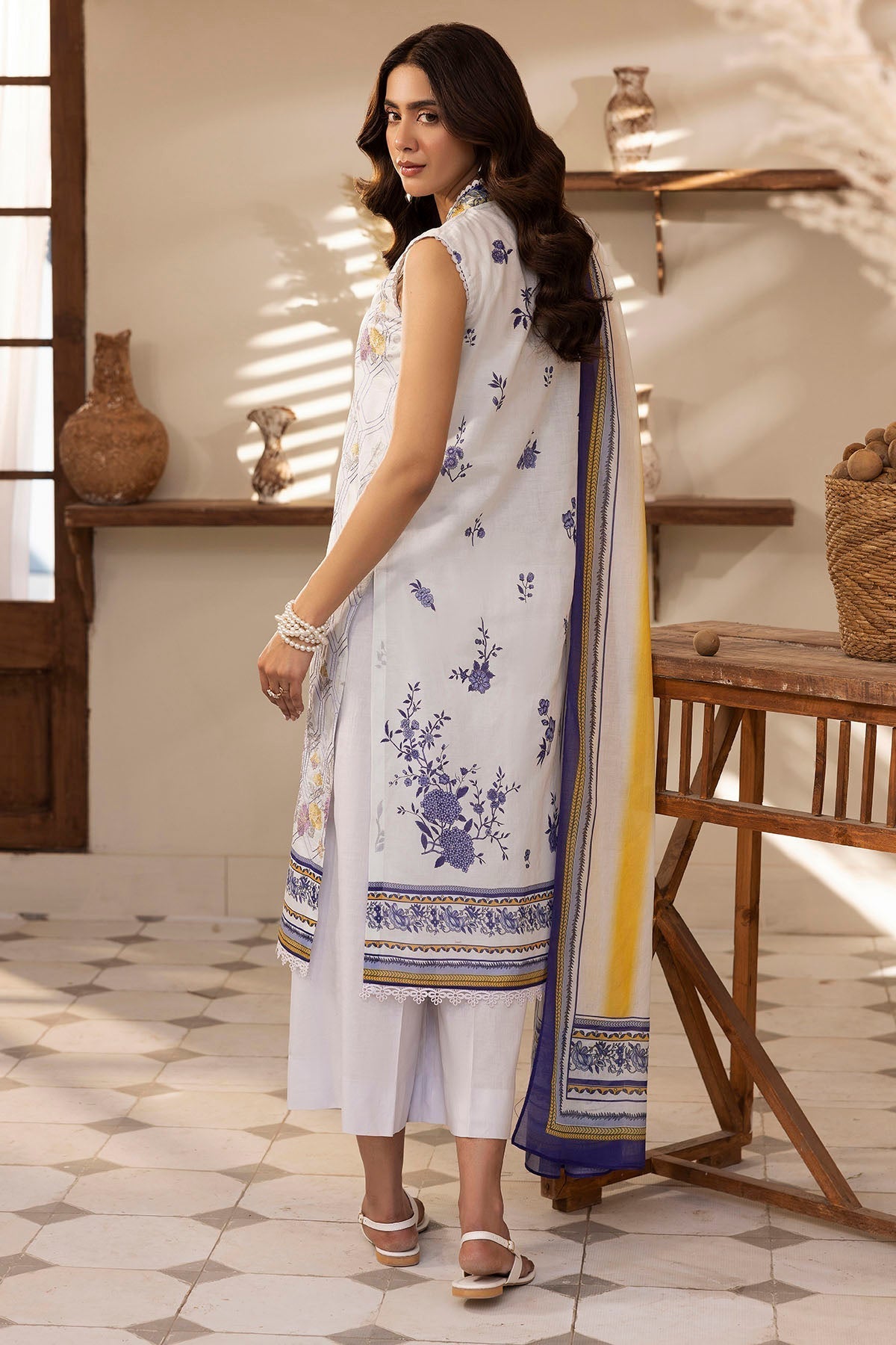 Motifz | Umang Lawn | 5422-MABEL