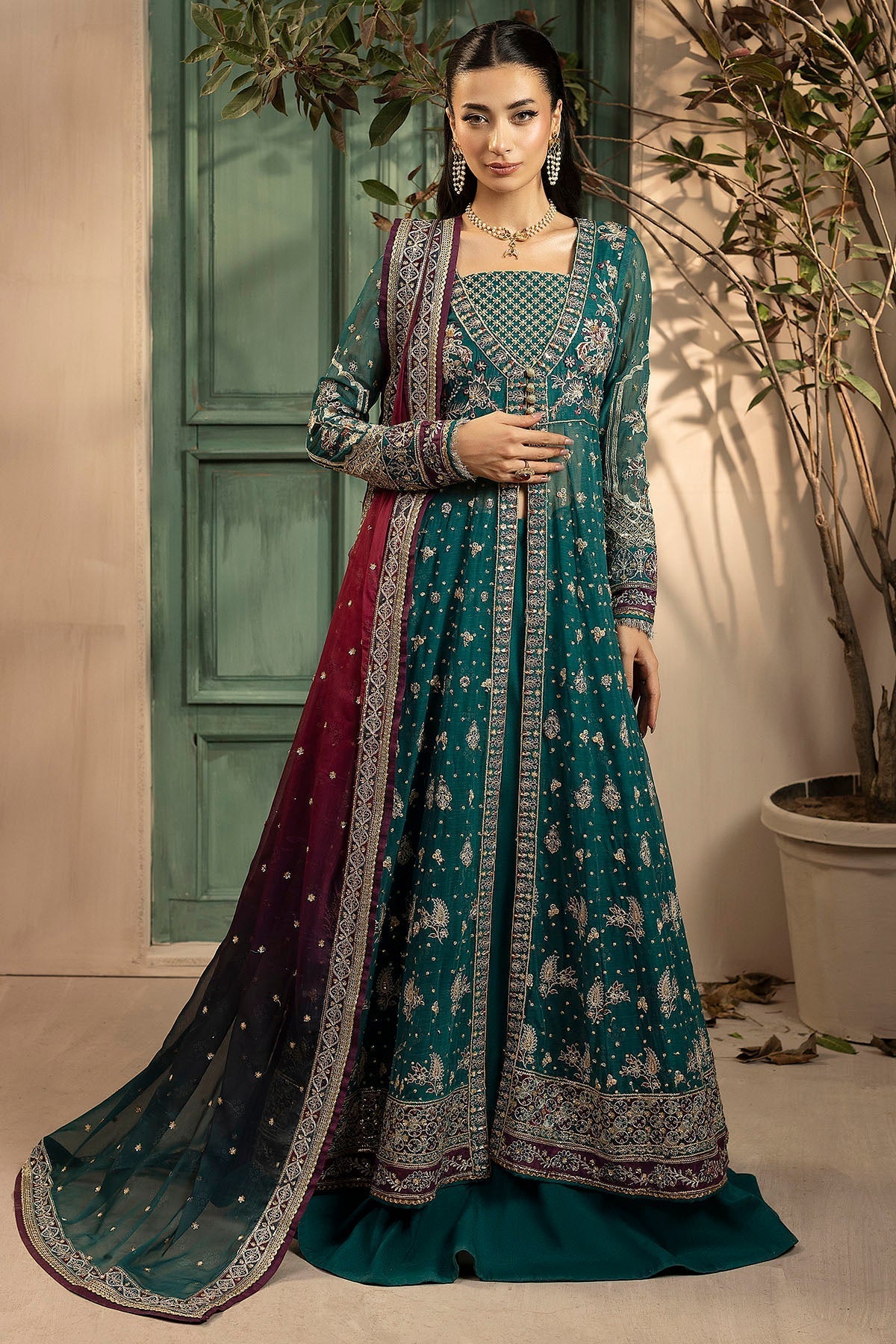 Motifz | Luxury Formal | 5578-GISELLE