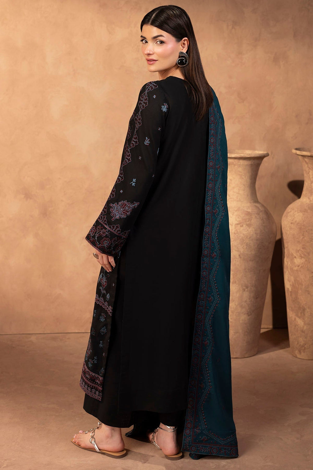 Motifz | Premium Winter 25 | 5680-SIERRA