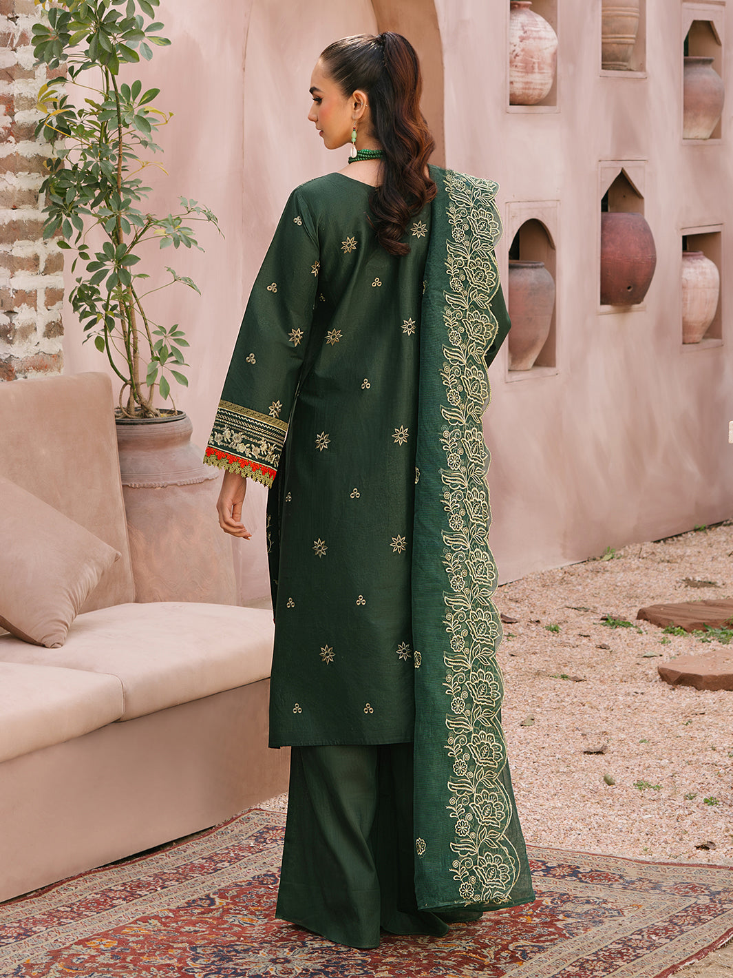 Mahnur | Masakali Luxury Lawn 24 | MK 04 - B - Riwayat-e-Khas
