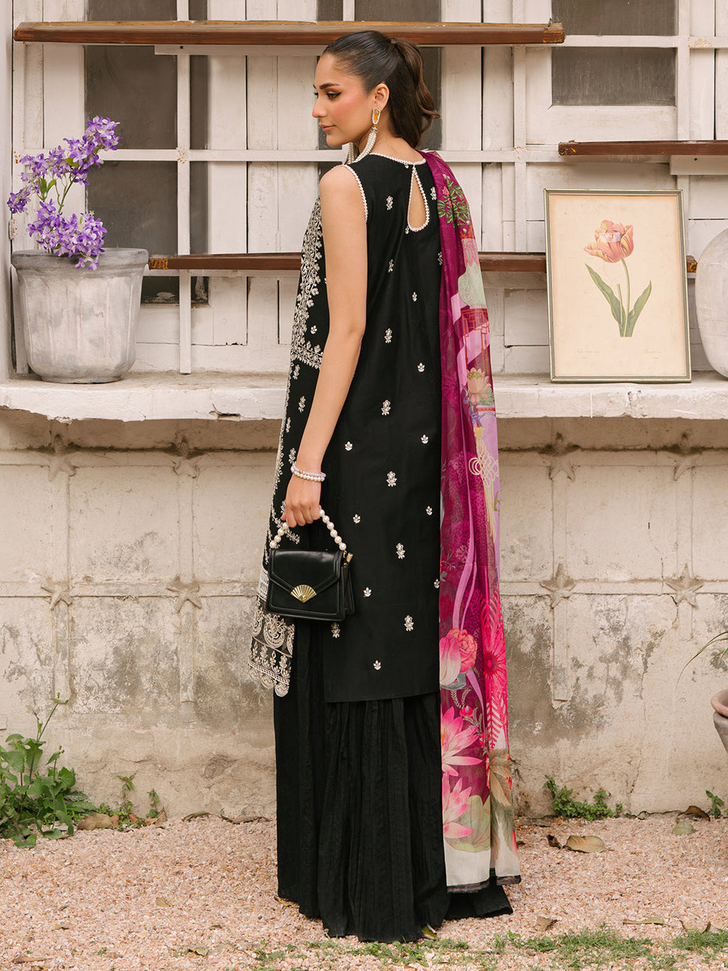 Mahnur | Masakali Luxury Lawn 24 | MK 05 - A - Riwayat-e-Khas