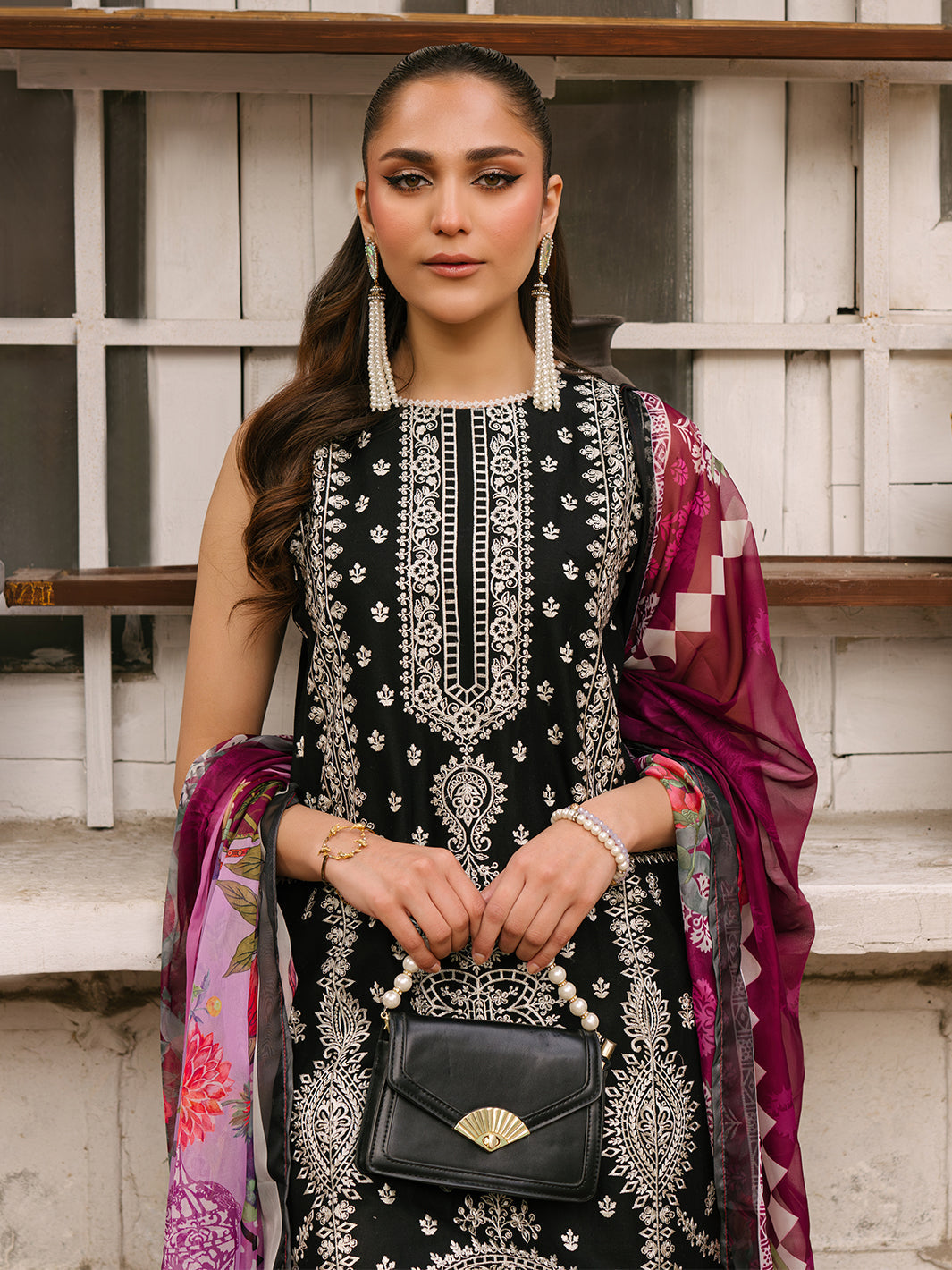 Mahnur | Masakali Luxury Lawn 24 | MK 05 - A - Riwayat-e-Khas