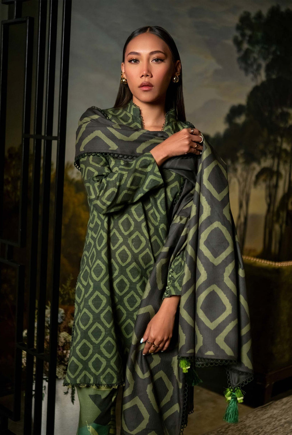 Maria B | Winter Basics 2024 |  506-A
