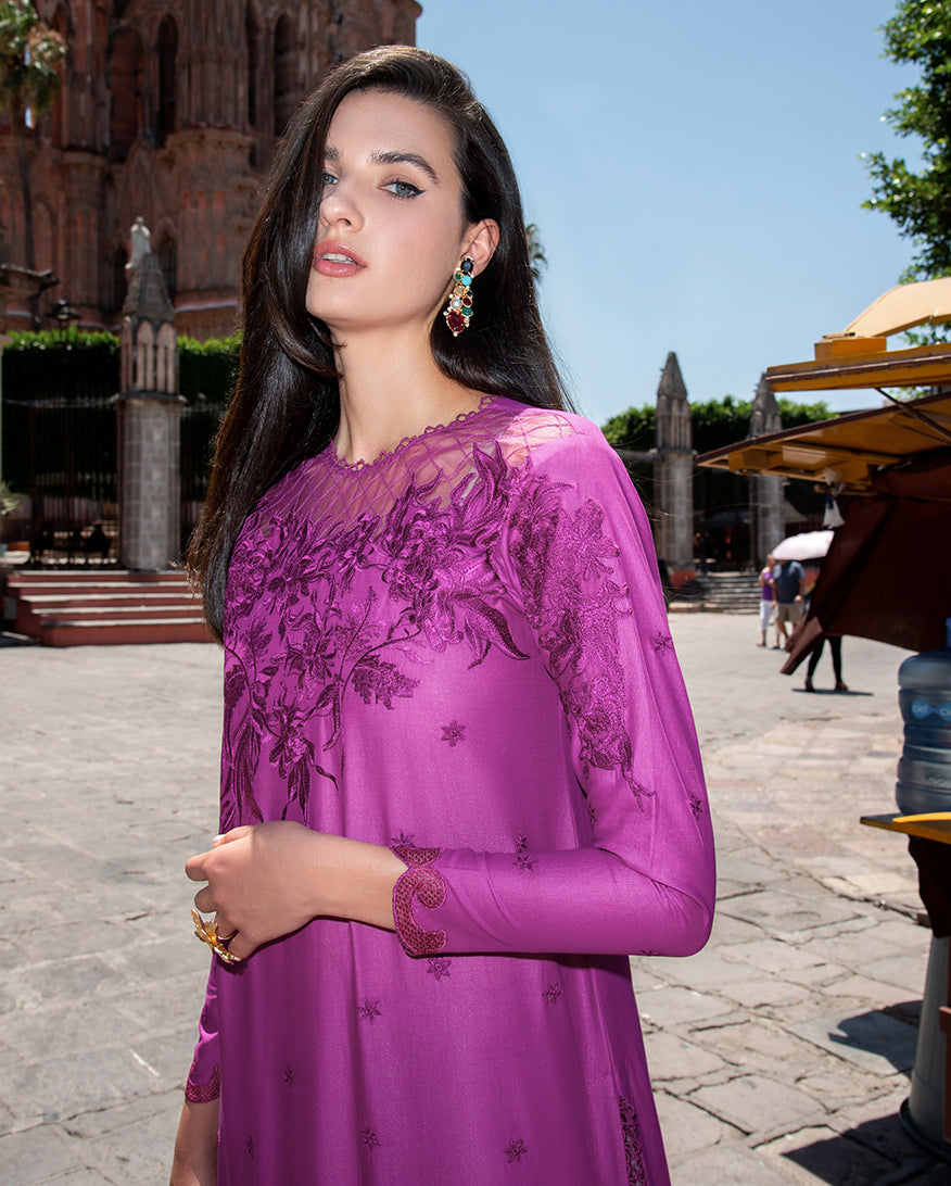 Mushq | Odyssey Lawn 26 | Mariel