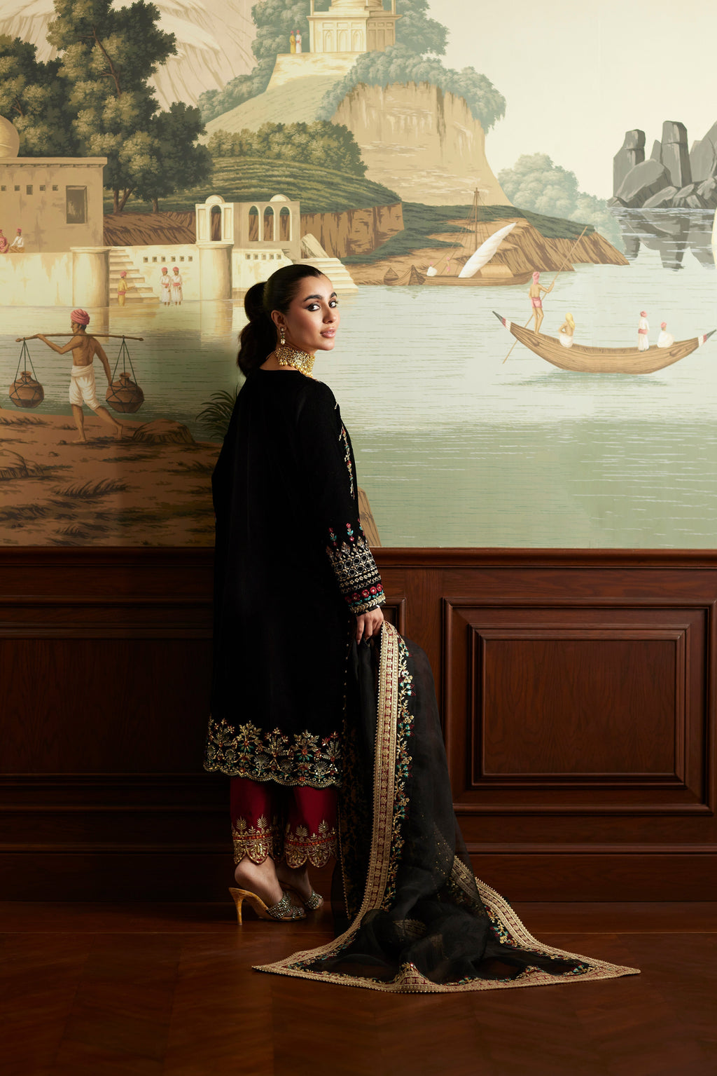 Mina Hassan | Velvet Luxe |  Jahan - Riwayat-e-Khas